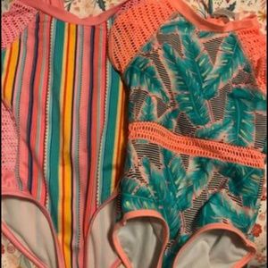 2 Fun  target art class bathing suit size small 6/ 6x